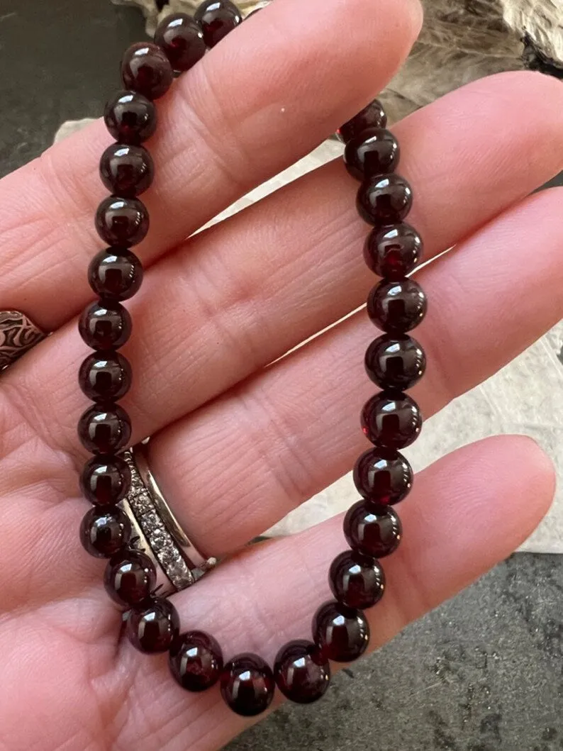 Garnet - Bead Bracelet 6mm