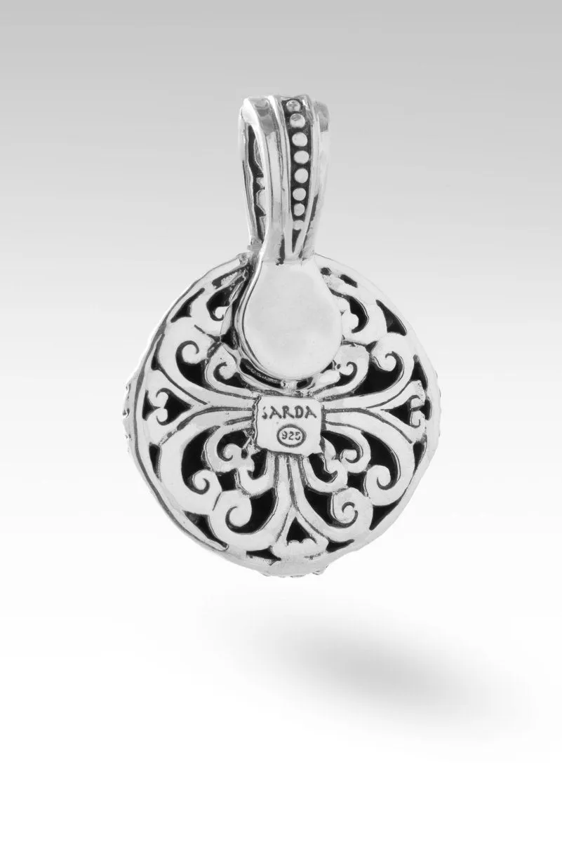 Good Hope Pendant™ in Blue Sponge Coral