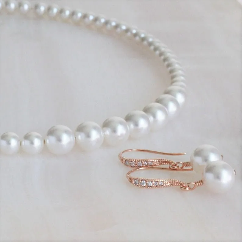 Graduating Pearl Necklace