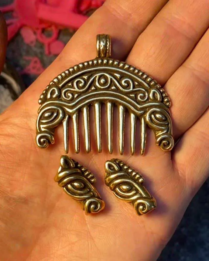 Horse Comb