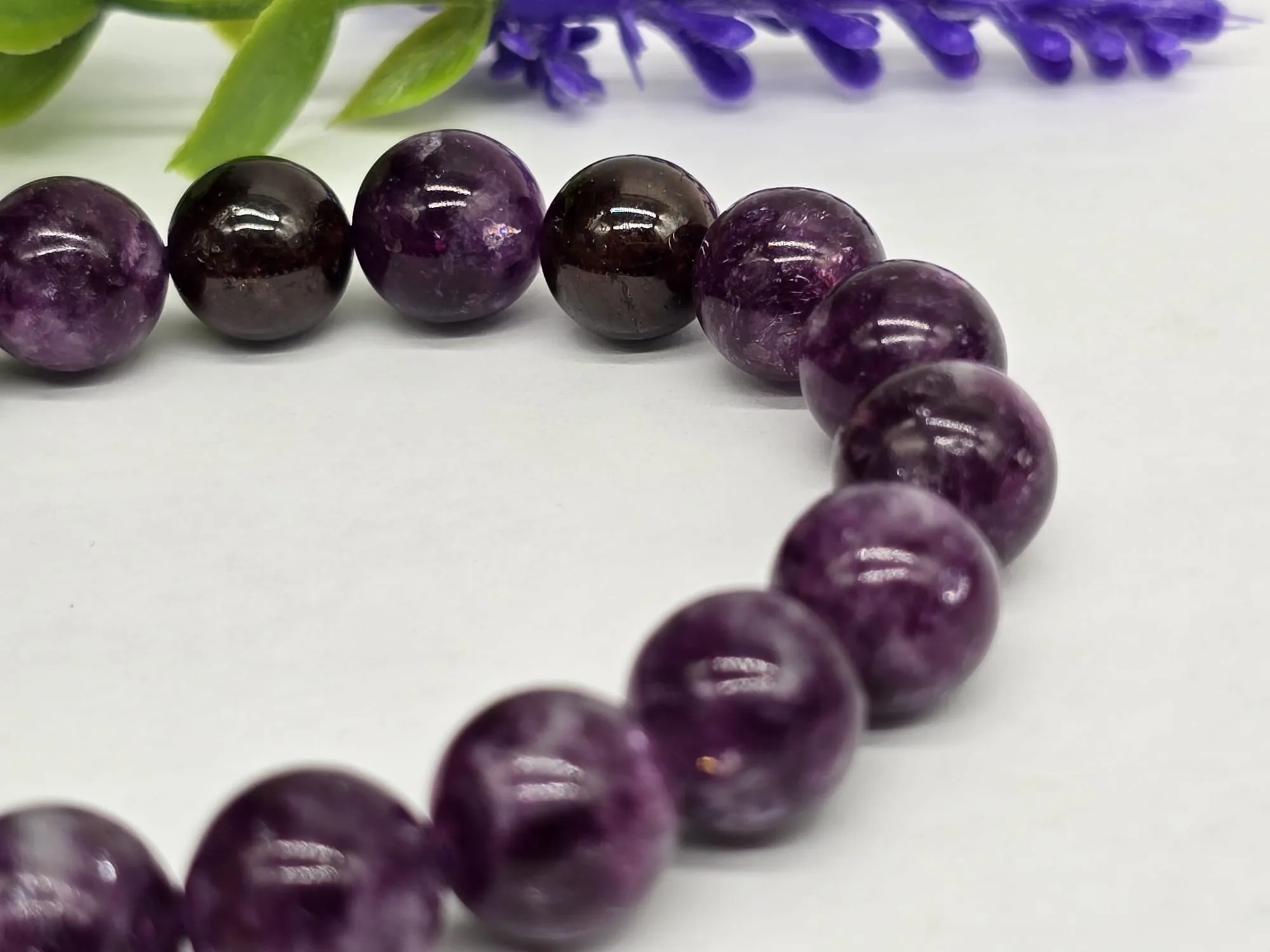 Lepidolite with Garnet AAA Grade 10mm beads bracelet 