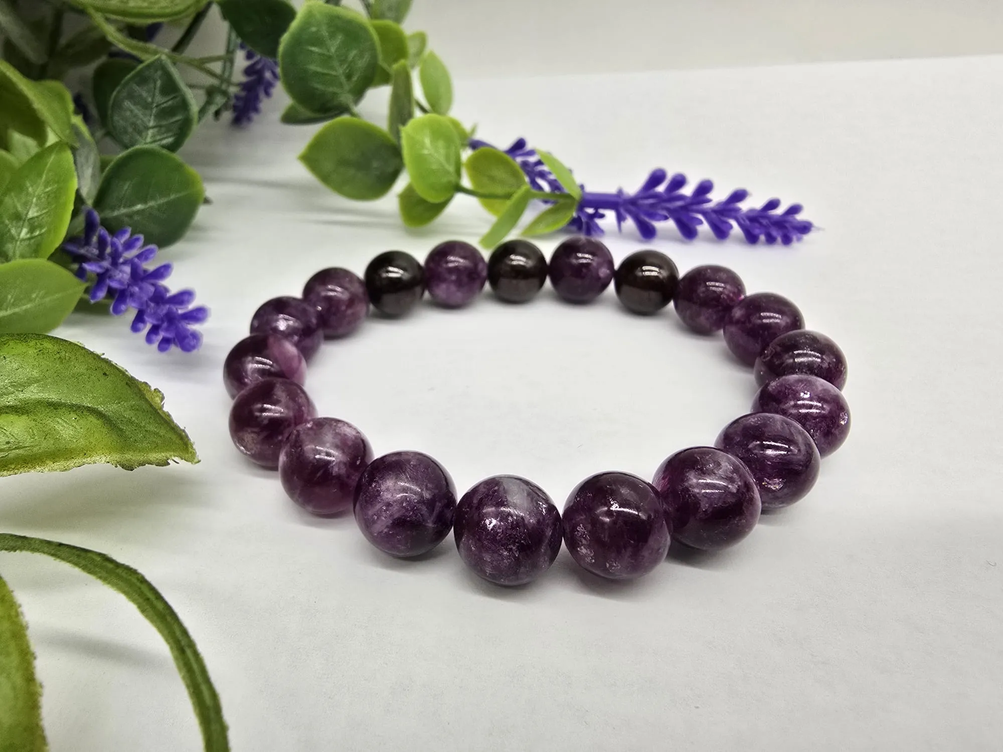 Lepidolite with Garnet AAA Grade 10mm beads bracelet 