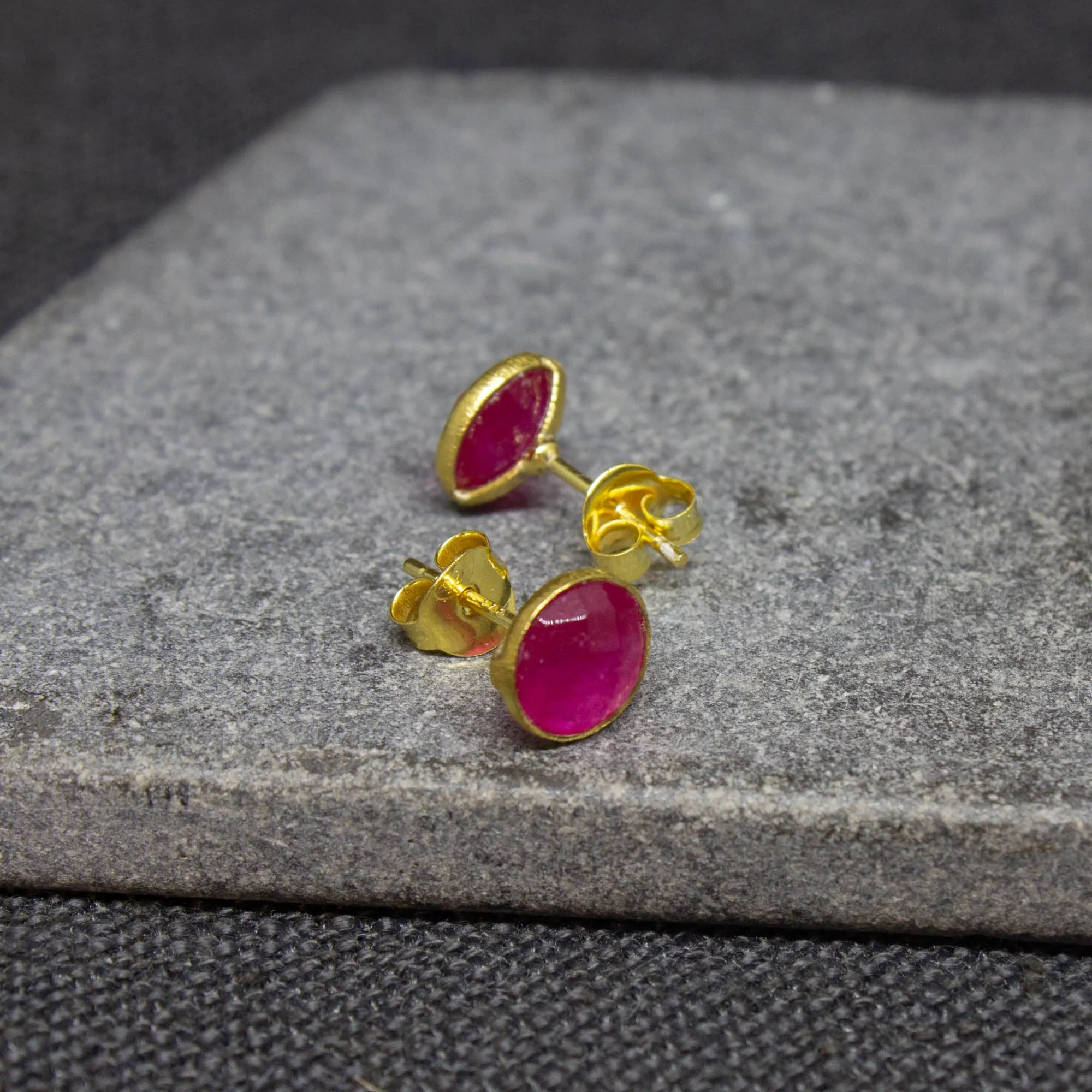 Round Gemstone Stud Earrings in Gold Vermeil