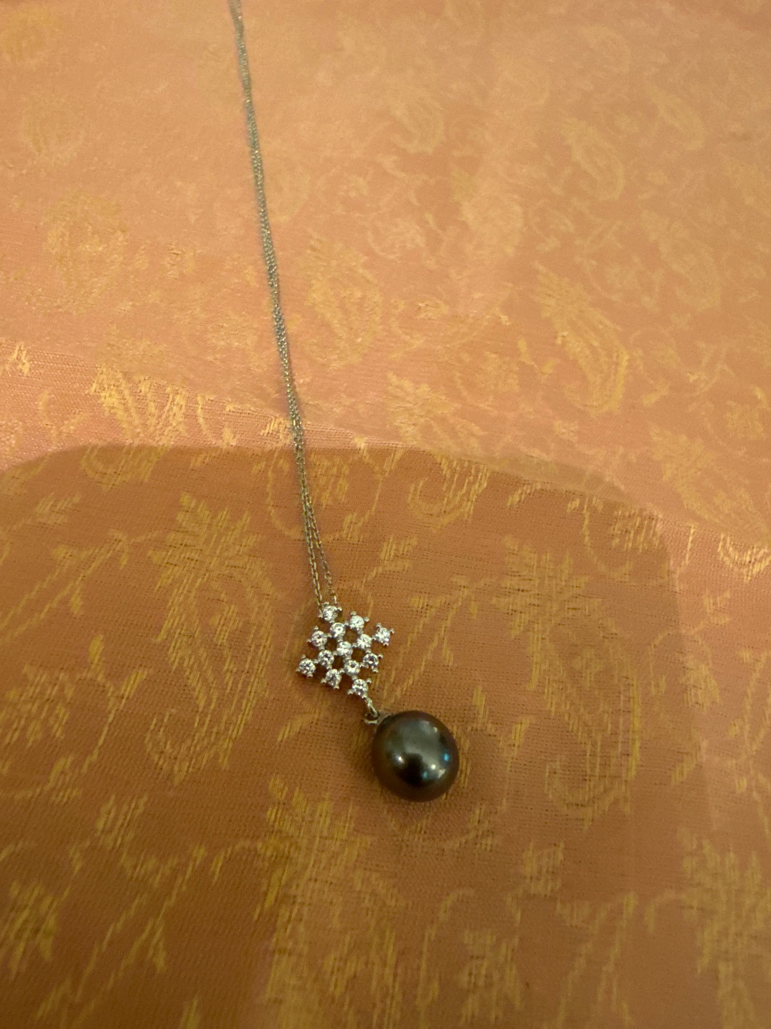 Tahitian Pendant
