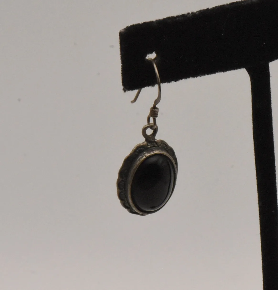UNMATCHED Vintage Sterling Silver Black Onyx Dangle Earring