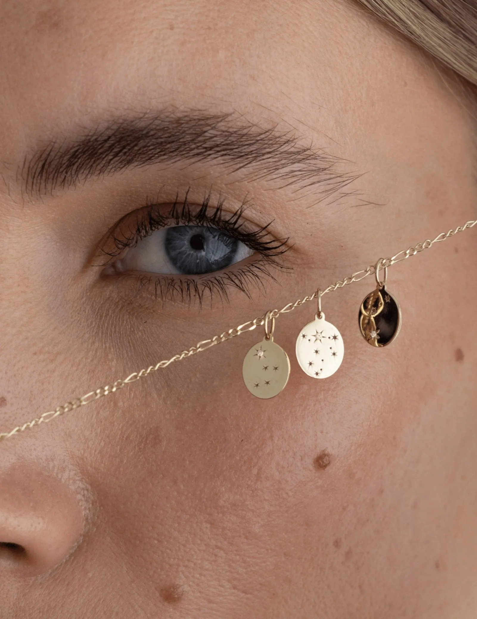 Yellow Gold Stars of Gemini